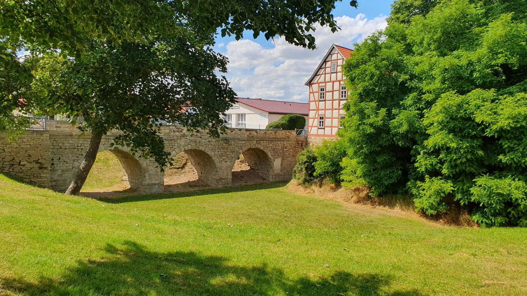 Ferienwohnungen An Der Schlossruine Herbsleben المظهر الخارجي الصورة